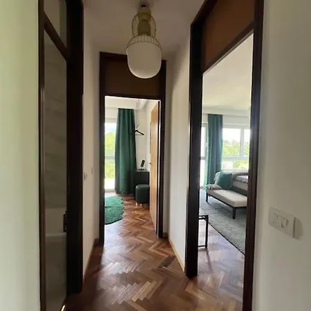 Panorama In Lugano - Pazzallo * باراديزو